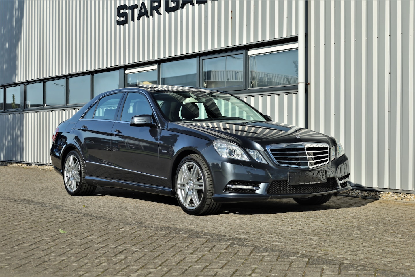 Mercedes-Benz E-klasse - E 500 Avantgarde AMG pakket 42318km - AutoWereld.nl