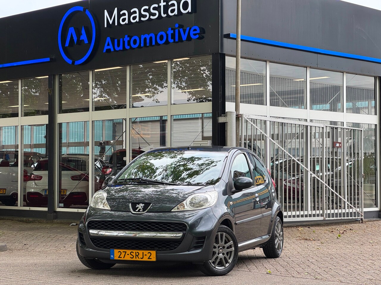 Peugeot 107 - 1.0-12V XS NWE APK Airco Lage KMS - AutoWereld.nl