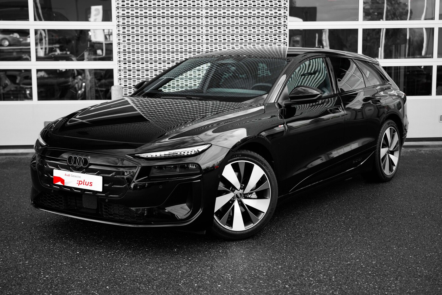 Audi A6 Avant e-tron - S edition 83 kWh | Winterpakket | Leder | Stoelventilatie | - AutoWereld.nl