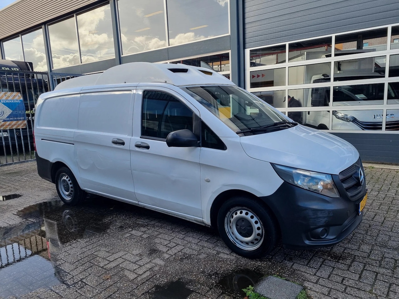 Mercedes-Benz Vito - 114 CDI Koelwagen Xarios 200 ST230V +20C/-20C - AutoWereld.nl