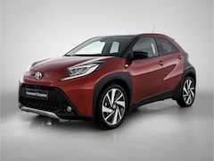 Toyota Aygo X - 1.0 VVT-i S-CVT Envy Automaat | Premium uitgevoerd | Stoelverwarming | Keyless Entry | JBL