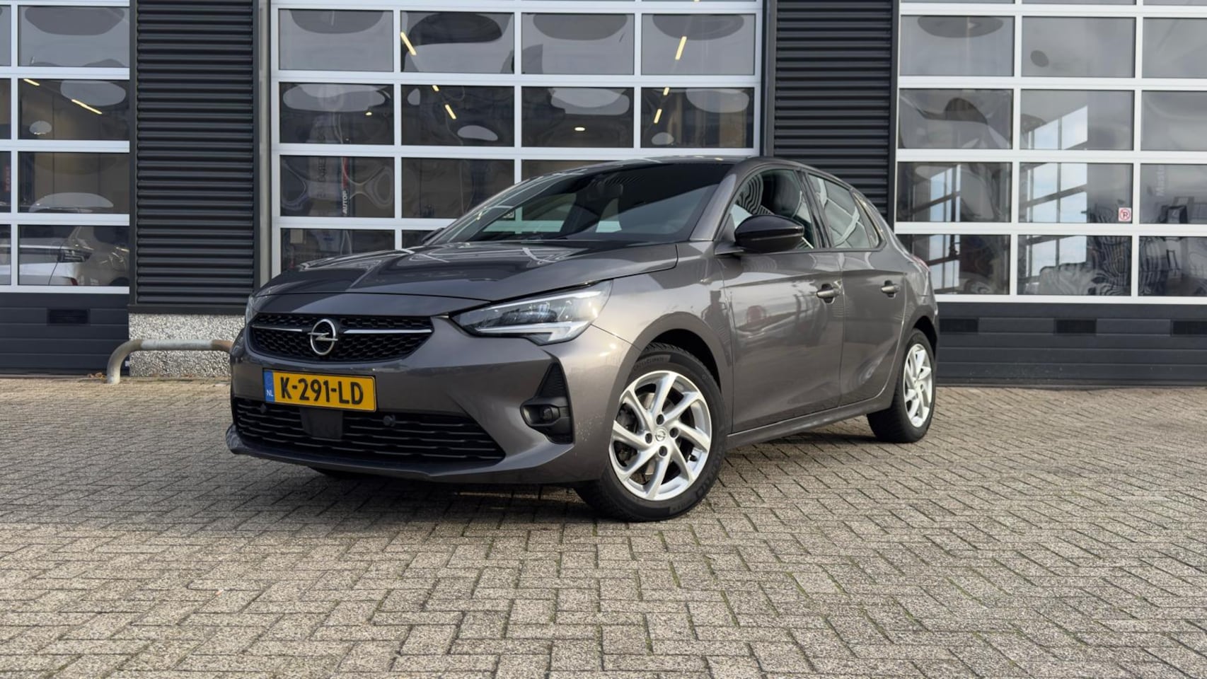 Opel Corsa - 1.2 GS Line 100 pk | Automaat | Trekhaak | Apple Carplay / Android Auto | LMV | Cruise | - AutoWereld.nl