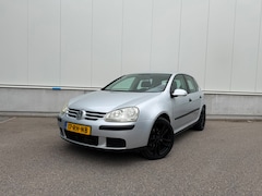 Volkswagen Golf - 1.4 FSI Businessline - Airco / Navi / Elektr. ramen / Trekhaak / Lm velgen