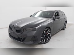 BMW 5-serie Touring - 550e xDrive M-Sport PRO, trekhaak, B&W