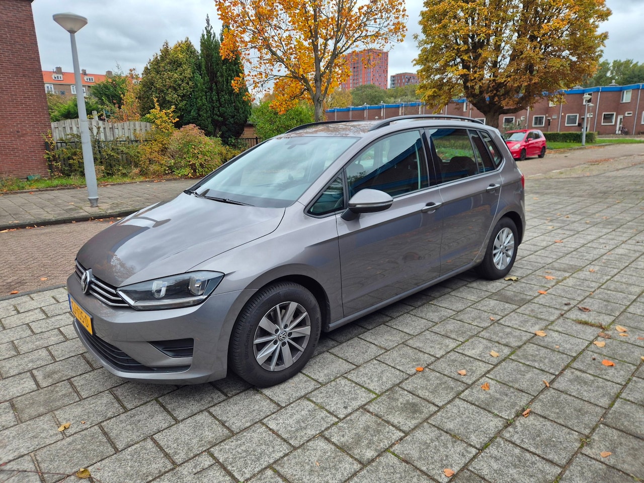Volkswagen Golf Sportsvan - 1.4 TSI Comfortline AUTOMAAT EURO 6 - AutoWereld.nl