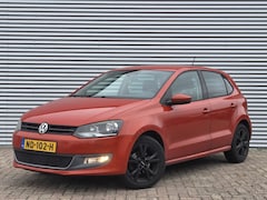 Volkswagen Polo - 1.4-16V Comfortline | Nieuw binnen | Stoelverwarming | Airco | Cruise |