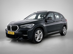 BMW X1 - sDrive18i Executive Edition | PANORAMADAK | M-SPORT | HEAD UP DISPLAY | STOELVERWARMING |