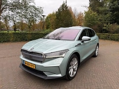 Skoda Enyaq iV - 80 First Edition 77kWh SOH 91, 1%/Trekhaak/Warmtepomp/Panoramadak/Leer/360Camera/Fabrieksg