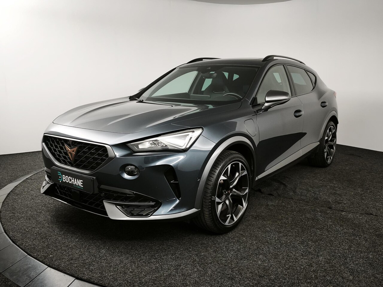 CUPRA Formentor - 1.4 e-Hybrid VZ Performance | Panoramadak | 360° Camera | Stoelverwarming | Navigatie | - AutoWereld.nl