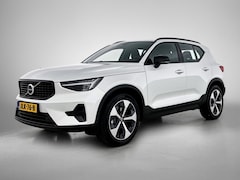 Volvo XC40 - 2.0 B4 Plus Dark | Elektrische stoelen | Harman Kardon Audio | Stoelverwarming | Trekhaak