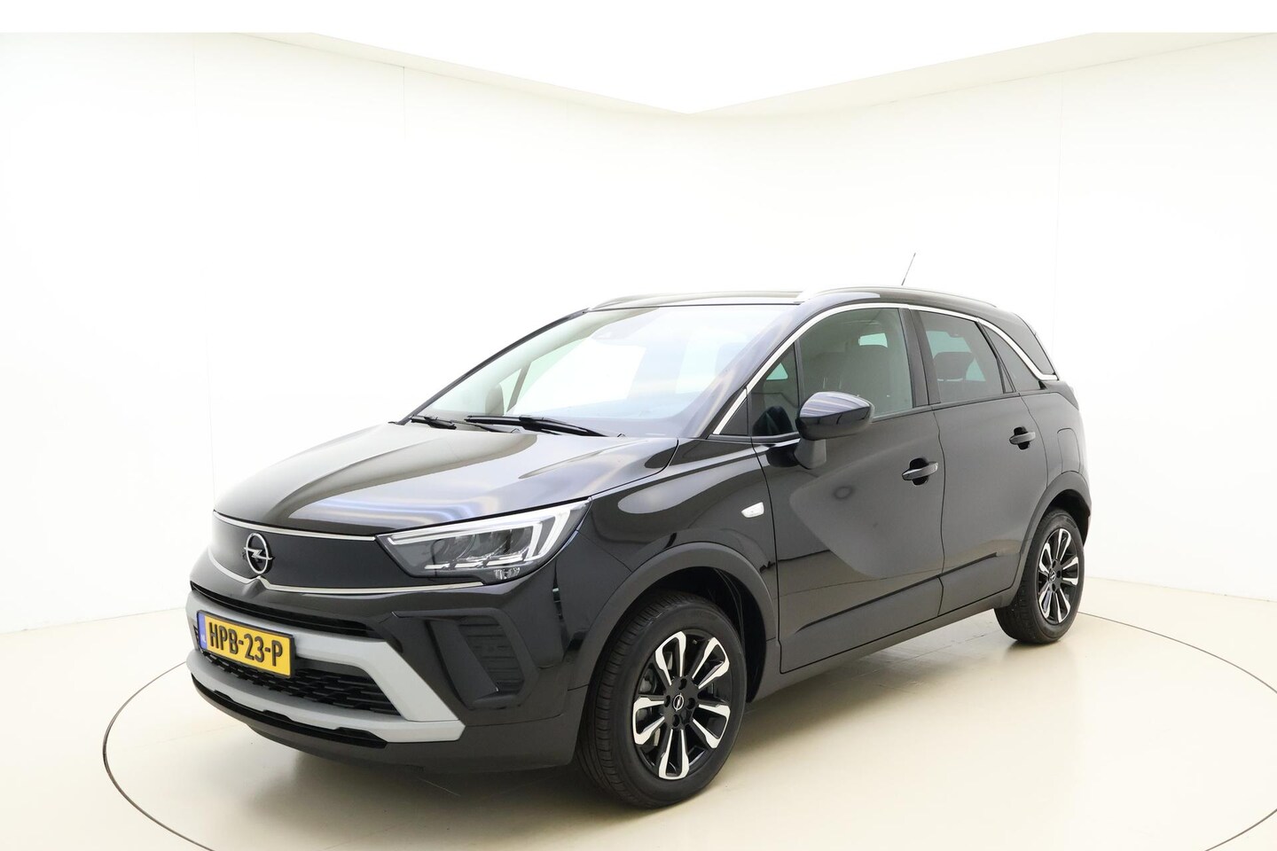 Opel Crossland - 1.2 Turbo 110pk Level 4 | Panoramadak | Navigatie | Camera | Climate control | Parkeersens - AutoWereld.nl