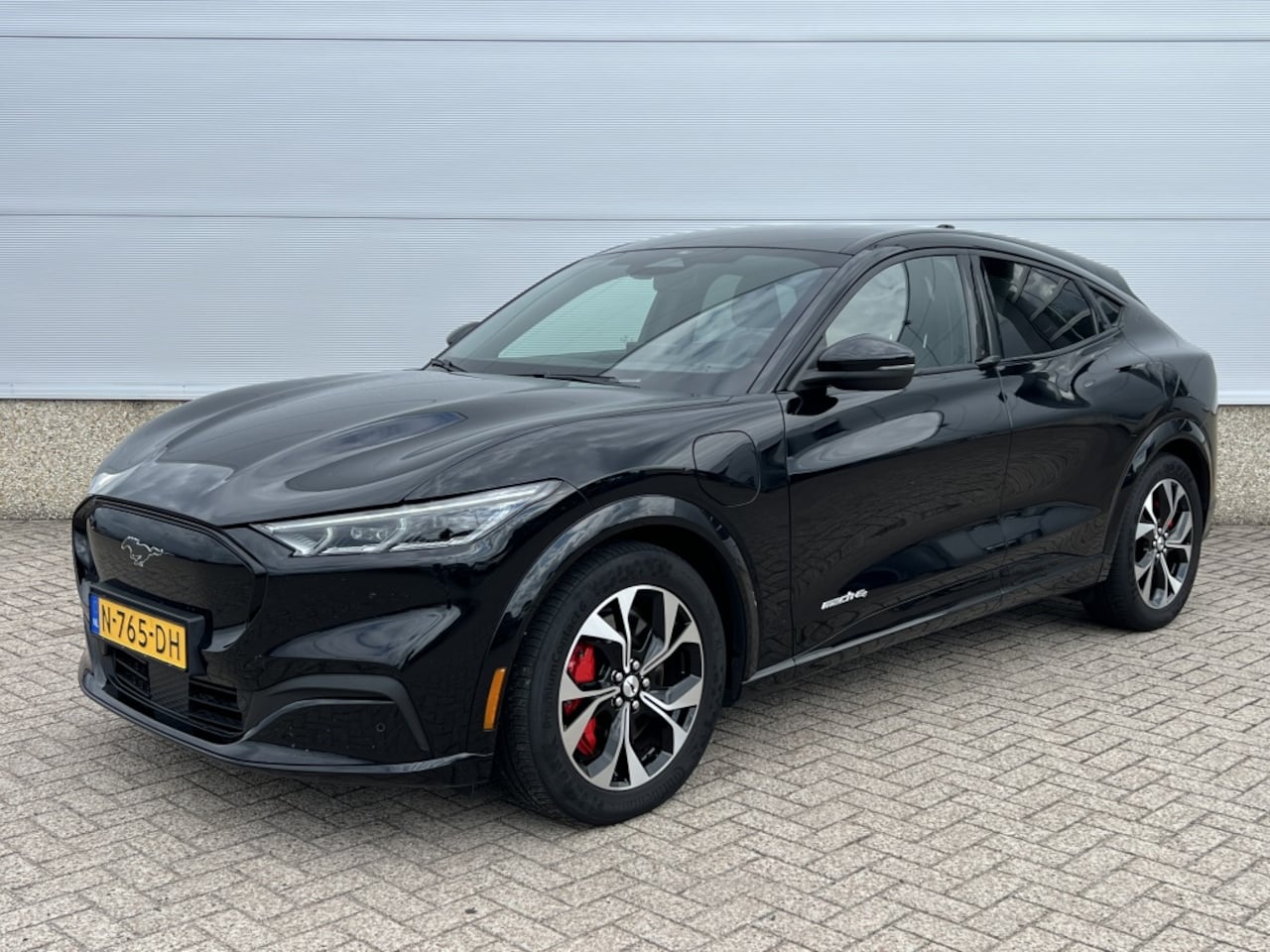Ford Mustang Mach-E - AWD 75 kWh - AutoWereld.nl