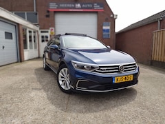 Volkswagen Passat Variant - 1.4 TSI PHEV GTE Business, Dealer onderhouden, Panorama, Trekhaak