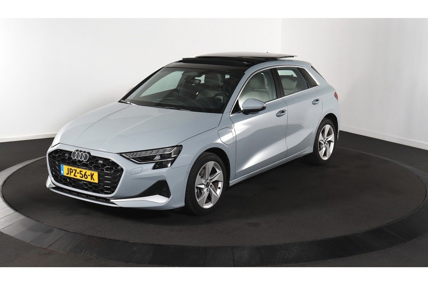 Audi A3 Sportback - 40 TFSI e Advanced edition - Automaat - Pano/Schuifdak - Leder - Navi - Org.NL - AutoWereld.nl