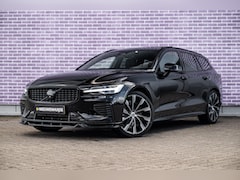 Volvo V60 - 2.0 T6 Plug-in hybrid AWD Ultra Dark | Trekhaak | 20" | Heico Body Kit | Black Pack | Schu