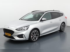 Ford Focus Wagon - 1.5 EcoB. 180pk ST Line Full-Options Panoramadak Trekhaak 1e Eigenaar Dealeronderhouden