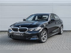 BMW 3-serie - 318i Executive Automaat / Trekhaak / Cruise Control / PDC / Live Cockpit Professional