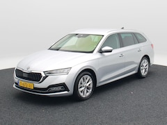 Skoda Octavia Combi - 1.0 e-TSi 110 Pk Automaat Business Edition Plus | Stoelverwarming | Trekhaak | Adaptive Cr