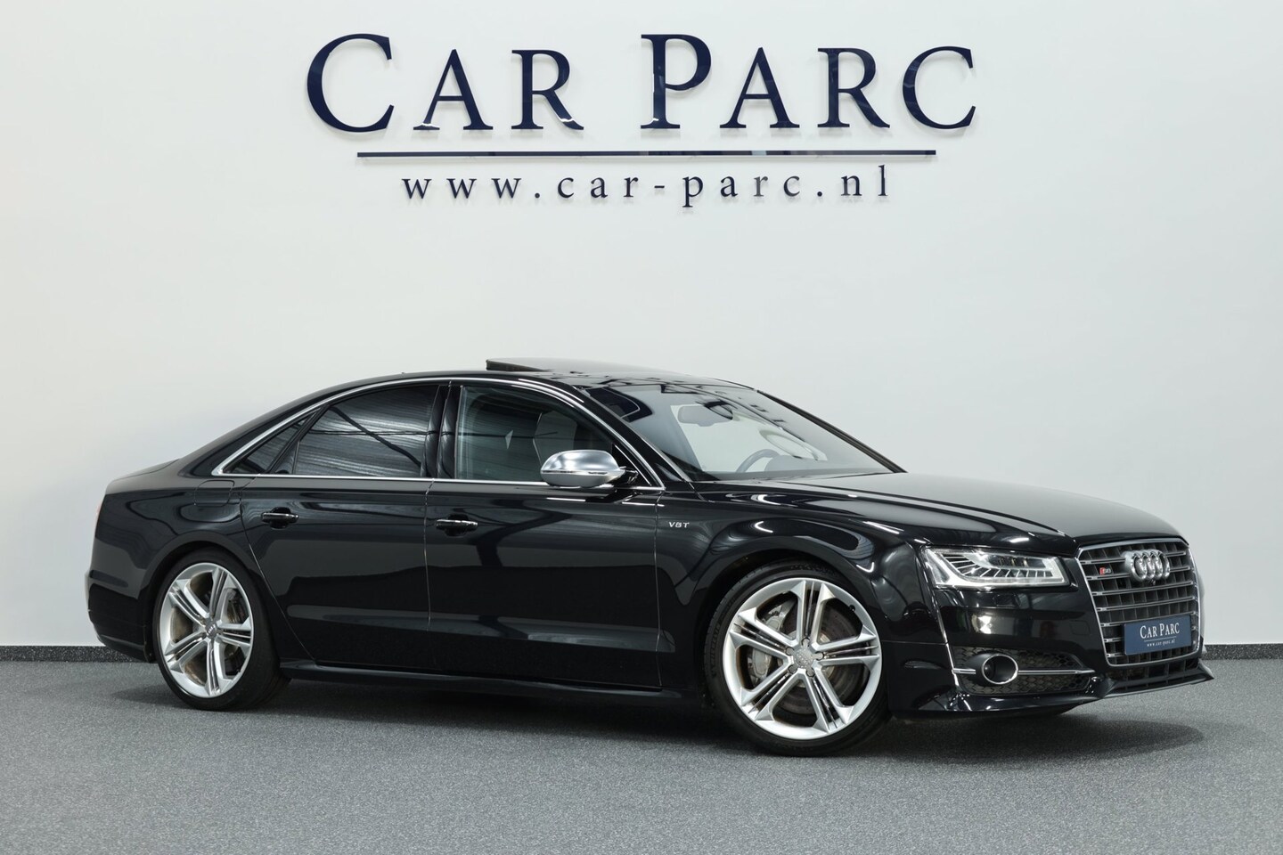Audi S8 - 4.0 TFSI quattro KERAMISCH/NACHTZICHT/LUCHTV/SOFTCLOSE/DAK/LEER+S.VERKOELING+MASSAGE/21"LM - AutoWereld.nl