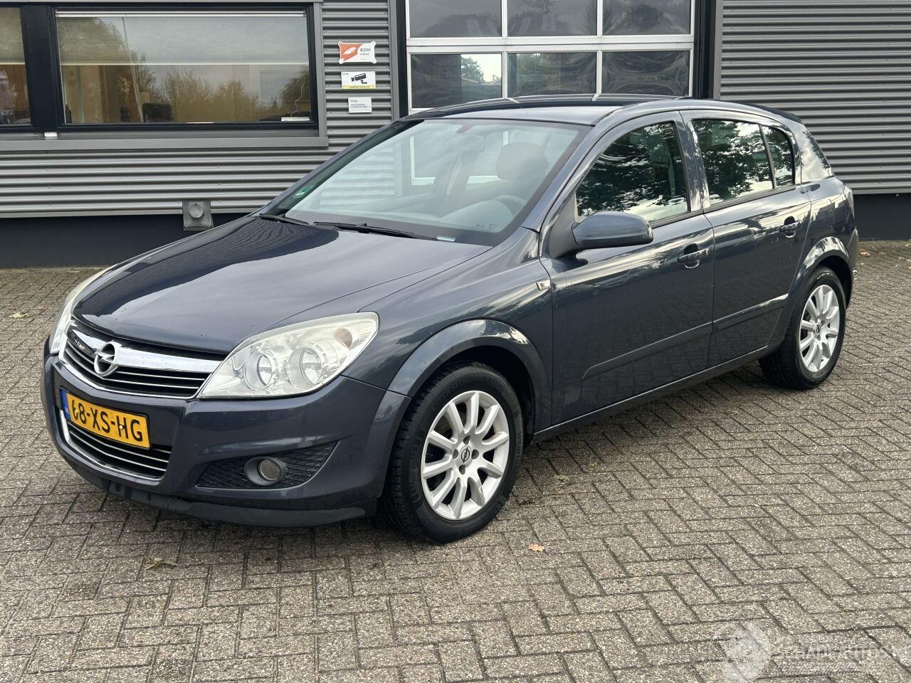 Opel Astra - 1.4 Temptation 1.4 Temptation - AutoWereld.nl