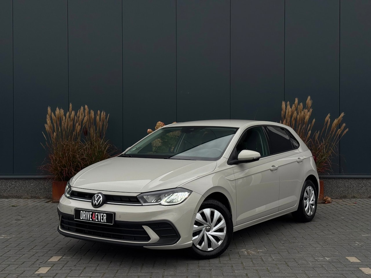 Volkswagen Polo - 1.0 TSI Life 9-23 Aut Carplay|ACC|CLIMATE|PDC|LANE ASSIST - AutoWereld.nl