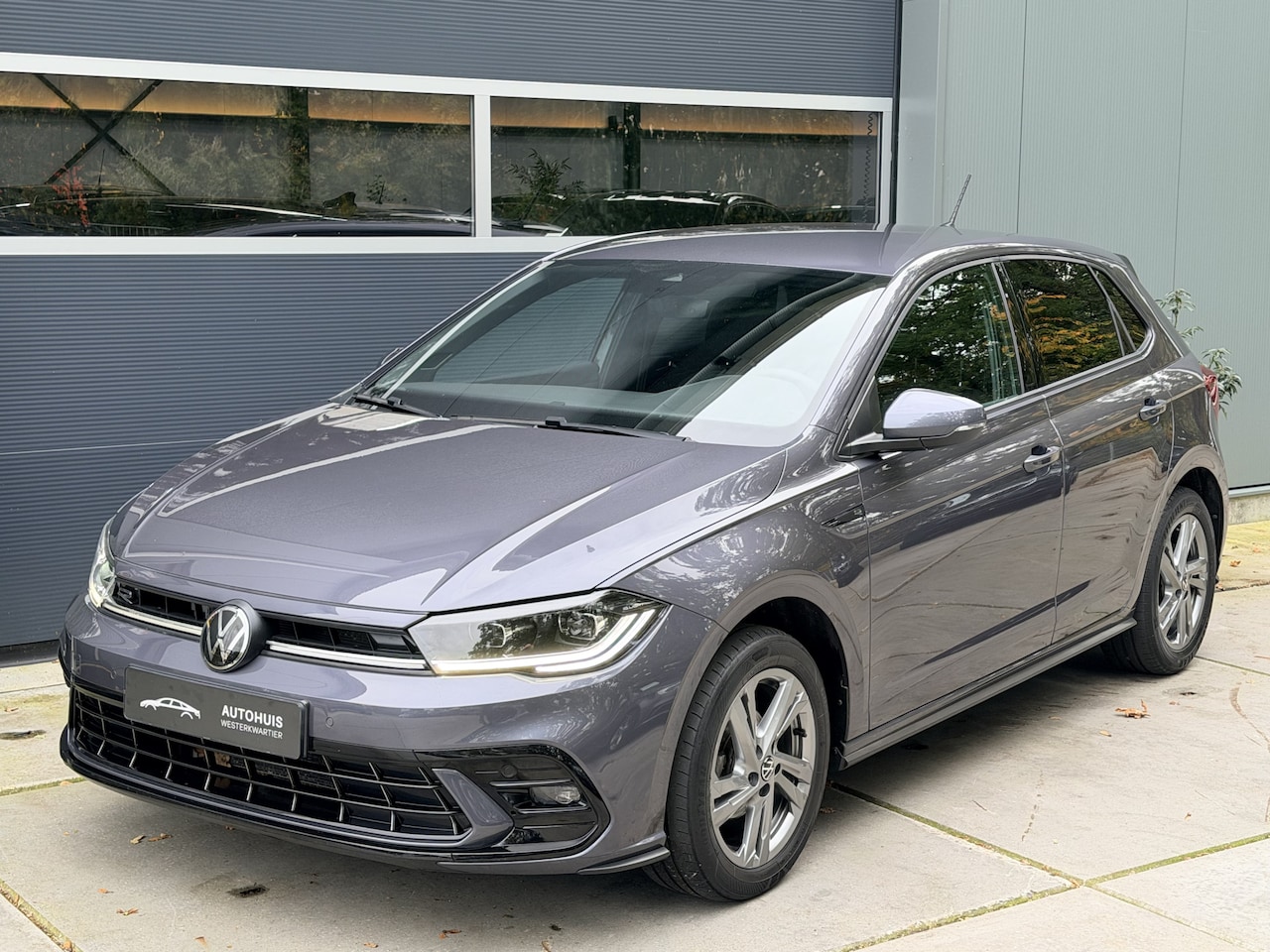 Volkswagen Polo - 1.0 TSI 95pk H5 R-Line Business Virtual Cockpit IQ Led Navigatie Stoelverwarming Climatron - AutoWereld.nl