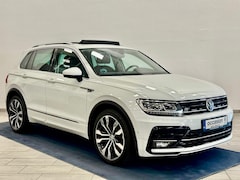 Volkswagen Tiguan - 1.5 TSI ACT R-Line | Pano | Lage KM | 20" | Elektr. Trekhaak | Navi |