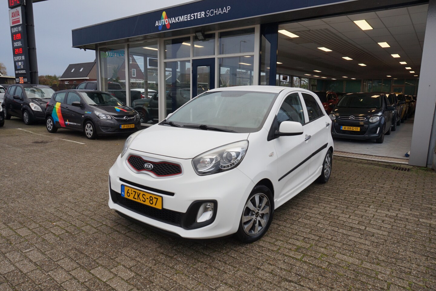 Kia Picanto - 1.0 CVVT X-treme 1.0 CVVT X-treme , 98dkm , Incl nw apk/beurt & 6 mnd 100% garantie - AutoWereld.nl