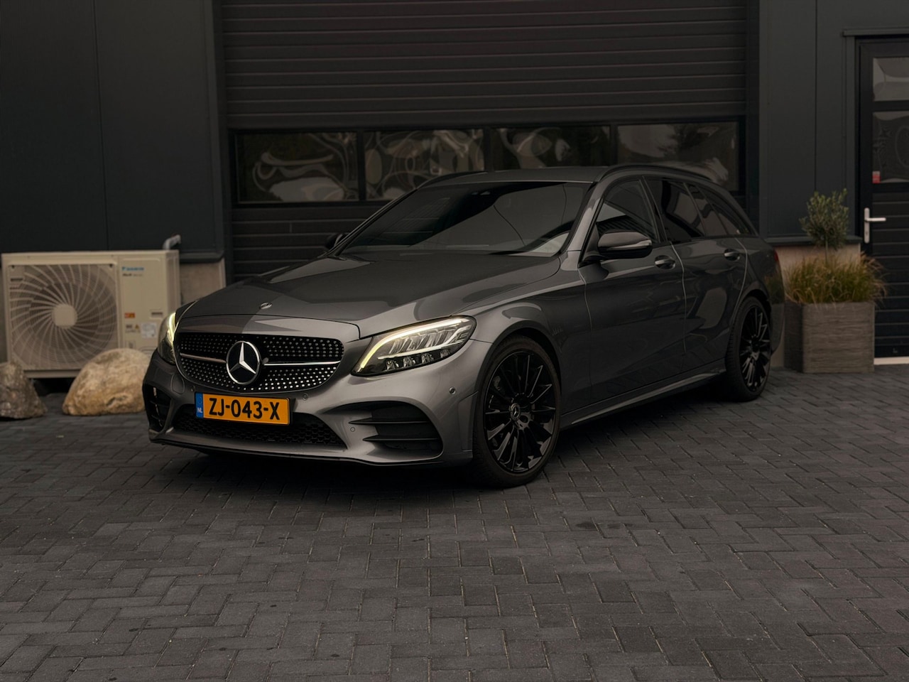 Mercedes-Benz C-klasse Estate - 200 d Business Solution AMG 200 d Business Solution AMG - AutoWereld.nl