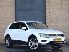 Volkswagen Tiguan - 2.0 TSI 4Motion Highline DSG | Pano | ErgoActive | HUD | Haak 2.500kg | Org. NL |