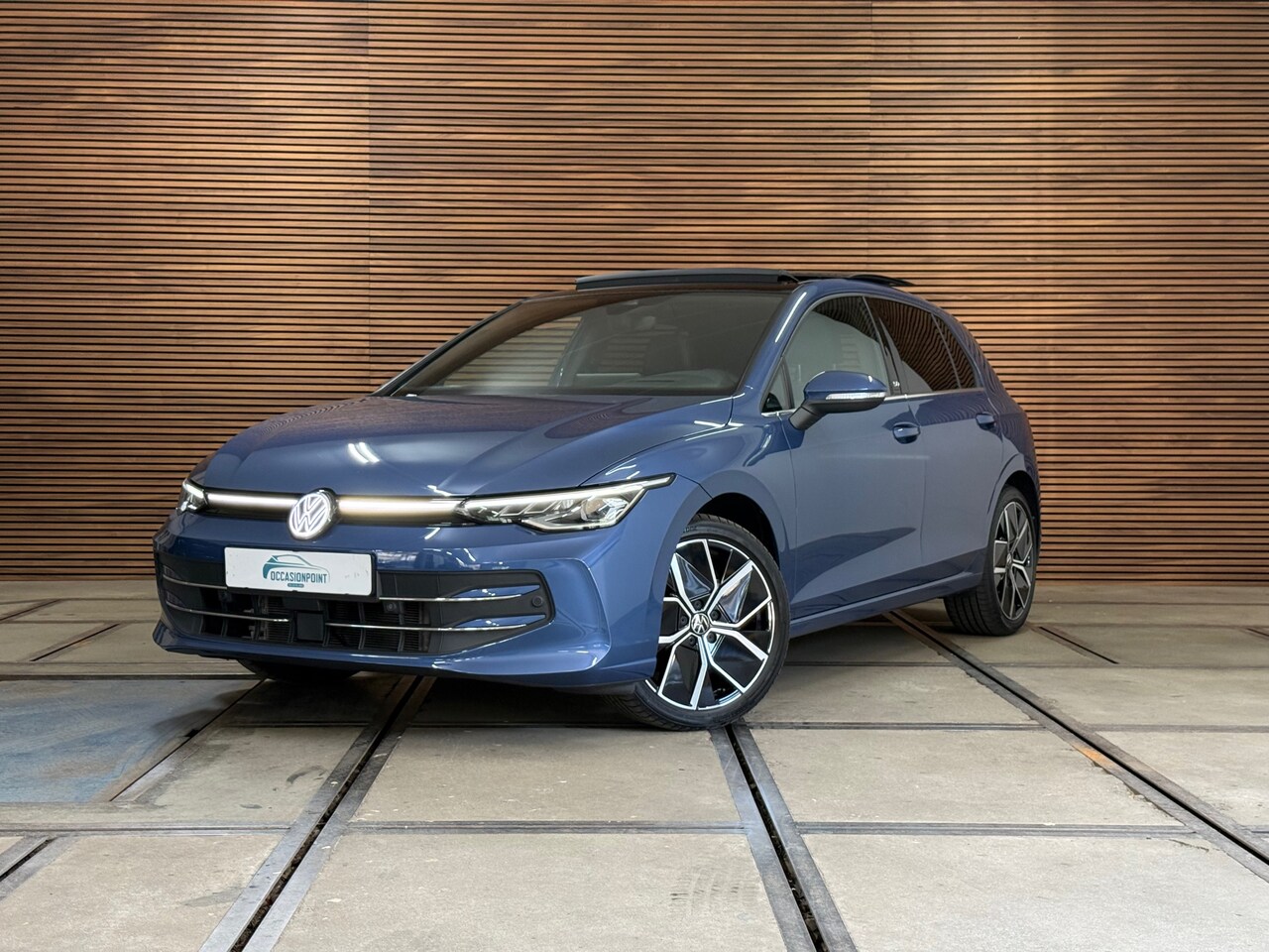 Volkswagen Golf - 8.5 1.5 eTSI Style 50Jahre |Garantie t/m 2029 | Pano | DCC | Head-Up | ErgoActive | ACC | - AutoWereld.nl