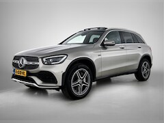 Mercedes-Benz GLC-klasse - 300 e 4MATIC Business Solution AMG | Panoramadak | Trekhaak | Alarm | Sfeerverlichting | 3