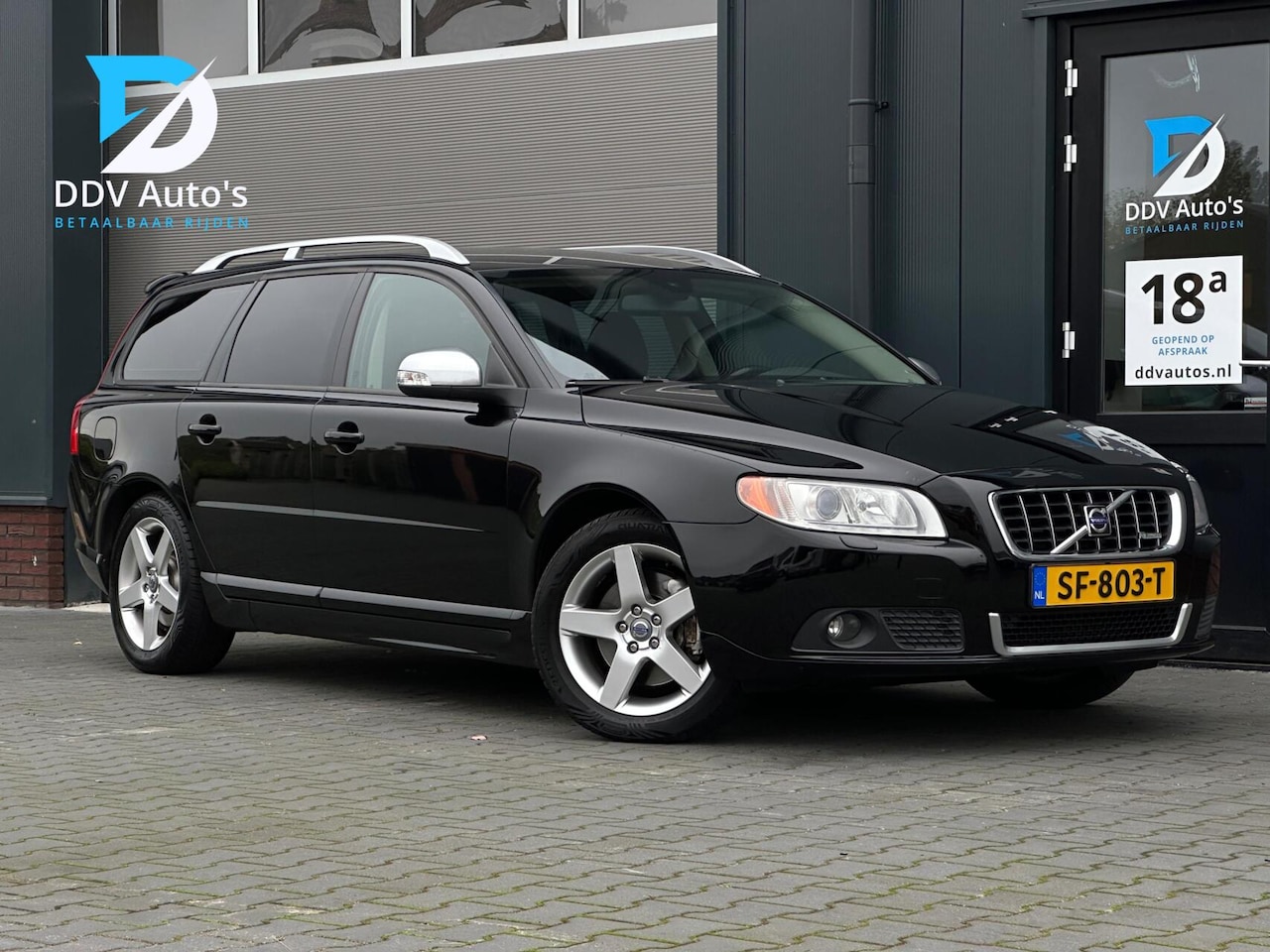 Volvo V70 - 2.5FT/200pk R-Design Kinetic|AUT|Trekh|PDC|Stoelverwarming|Half Leer|Cruise|Climate|Xenon| - AutoWereld.nl