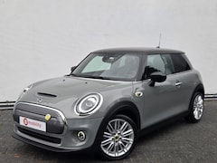 MINI Electric - Charged 33 kWh Achteruitrijcamera SOH 99% Snelladen Warmtepomp | Apple CarPlay | Stoelverw