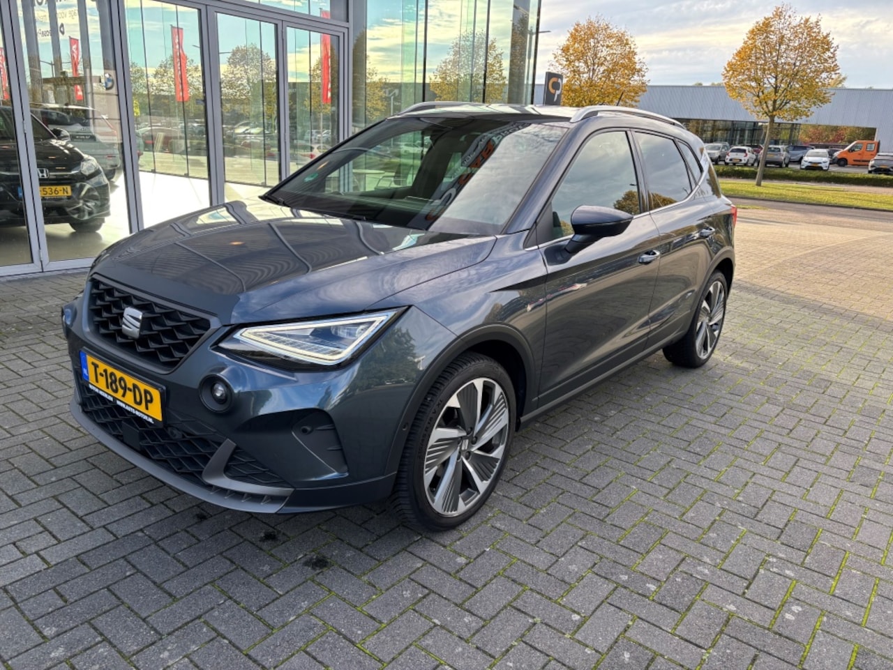 SEAT Arona - 1.0 TSI 95pk FR Business Intense | Navi | P.cam | 18 Inch - AutoWereld.nl