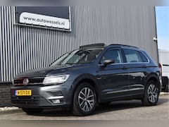 Volkswagen Tiguan - 1.5 TSI ACT Comfortline Business Panoramadak, Stoelverwarming, Trekhaak, Camera