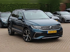 Volkswagen Tiguan - 1.4 TSI eHybrid R-Line Business+ / Panoramadak / Camera / CarPlay / 19'' / Matrix LED / Vi