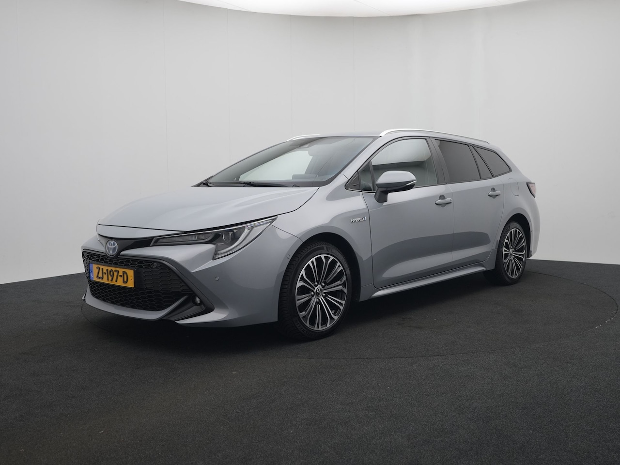 Toyota Corolla Touring Sports - 2.0 Hybrid Style | Dealer onderhouden | Head-up Display | Stoelverwarming | - AutoWereld.nl