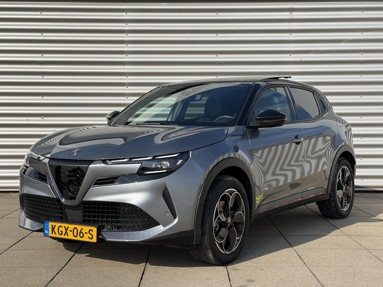 Alfa Romeo Junior - Elettrica Sport Speciale 54 kWh Panorama dak I Warmtepomp I Techno Pack - AutoWereld.nl