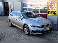 Volkswagen Passat Variant - 1.4 TSI PHEV GTE Business O.a: Pano-dak, Camera, Pdc, Carplay, Digitaal display, Etc.. Rij