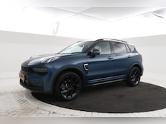 Lynk & Co 01 - 1.5 zwarte hemel
