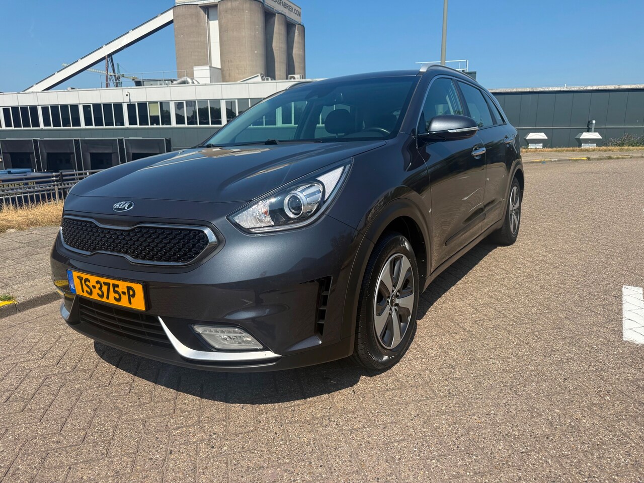 Kia Niro - 1.6 GDi Hybrid DynamicLine 1.6 GDi Hybrid DynamicLine - AutoWereld.nl