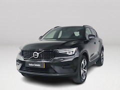 Volvo XC40 - B4 Plus Dark | Parkeercamera | Harman Kardon | Stoel- en stuurverwarming | Trekhaak