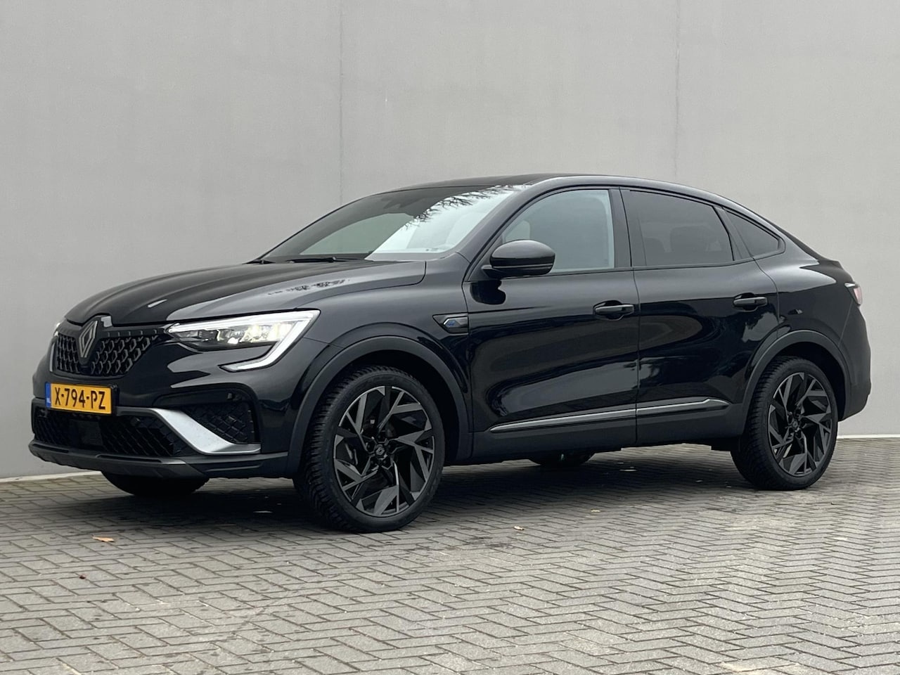 Renault Arkana - 1.6 E-Tech full hybrid 145 esprit Alpine / Dealer Onderhouden / All Season Banden / Adapti - AutoWereld.nl