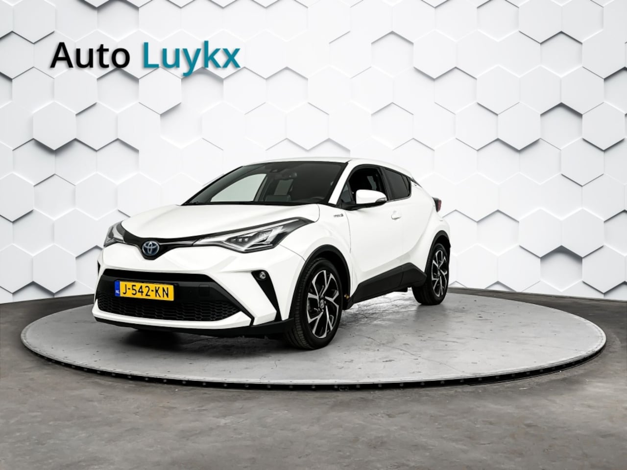 Toyota C-HR - 1.8 Hybrid Business Plus | Navigatie | JBL Audio | Adaptieve Cruise Control - AutoWereld.nl