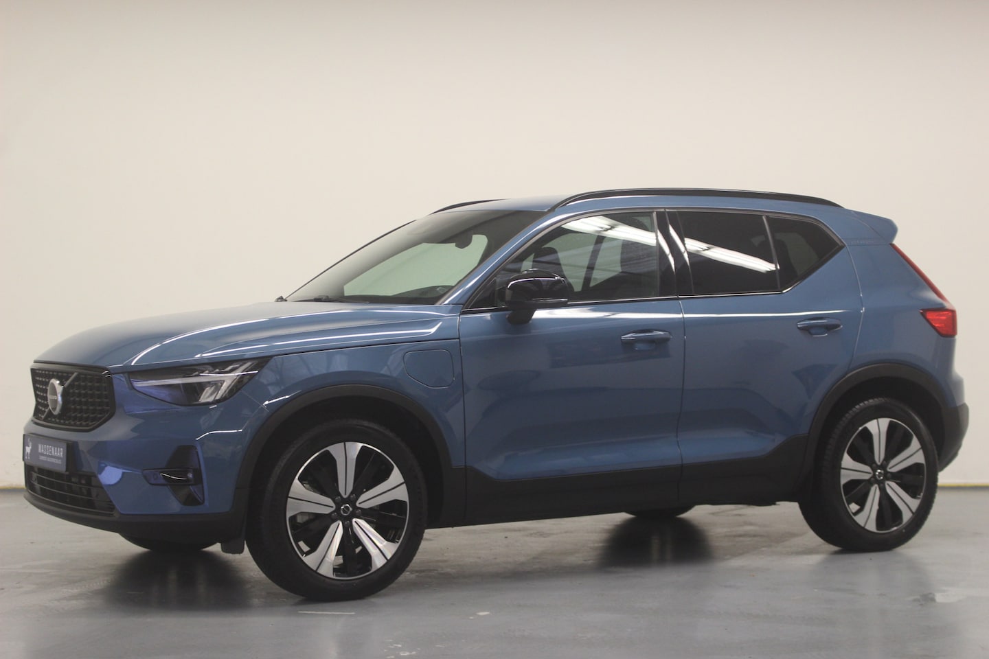 Volvo XC40 - T5 Plug-in hybrid Plus Dark | Rijklaarprijs | - AutoWereld.nl