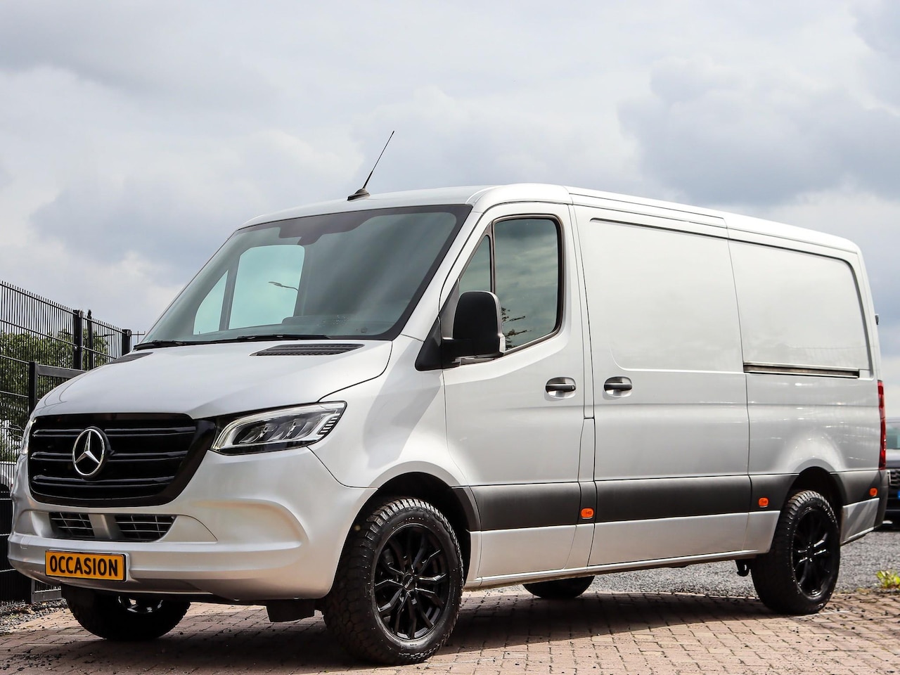 Mercedes-Benz Sprinter - 315CDI L2H1 RWD 2-Schuifdeuren, Full LED, Apple Carplay/Android Auto, Nette bus! - AutoWereld.nl