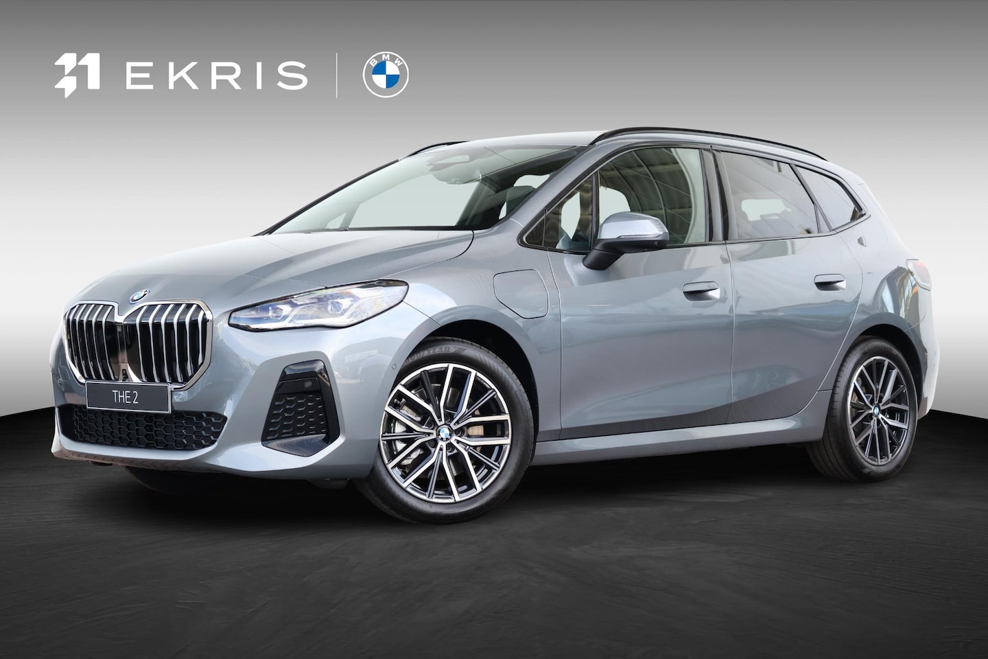 BMW 2-serie Active Tourer - 230e xDrive | M Sportpakket | Panoramadak | Trekhaak | Driving Assistant Plus | Head-Up Di - AutoWereld.nl