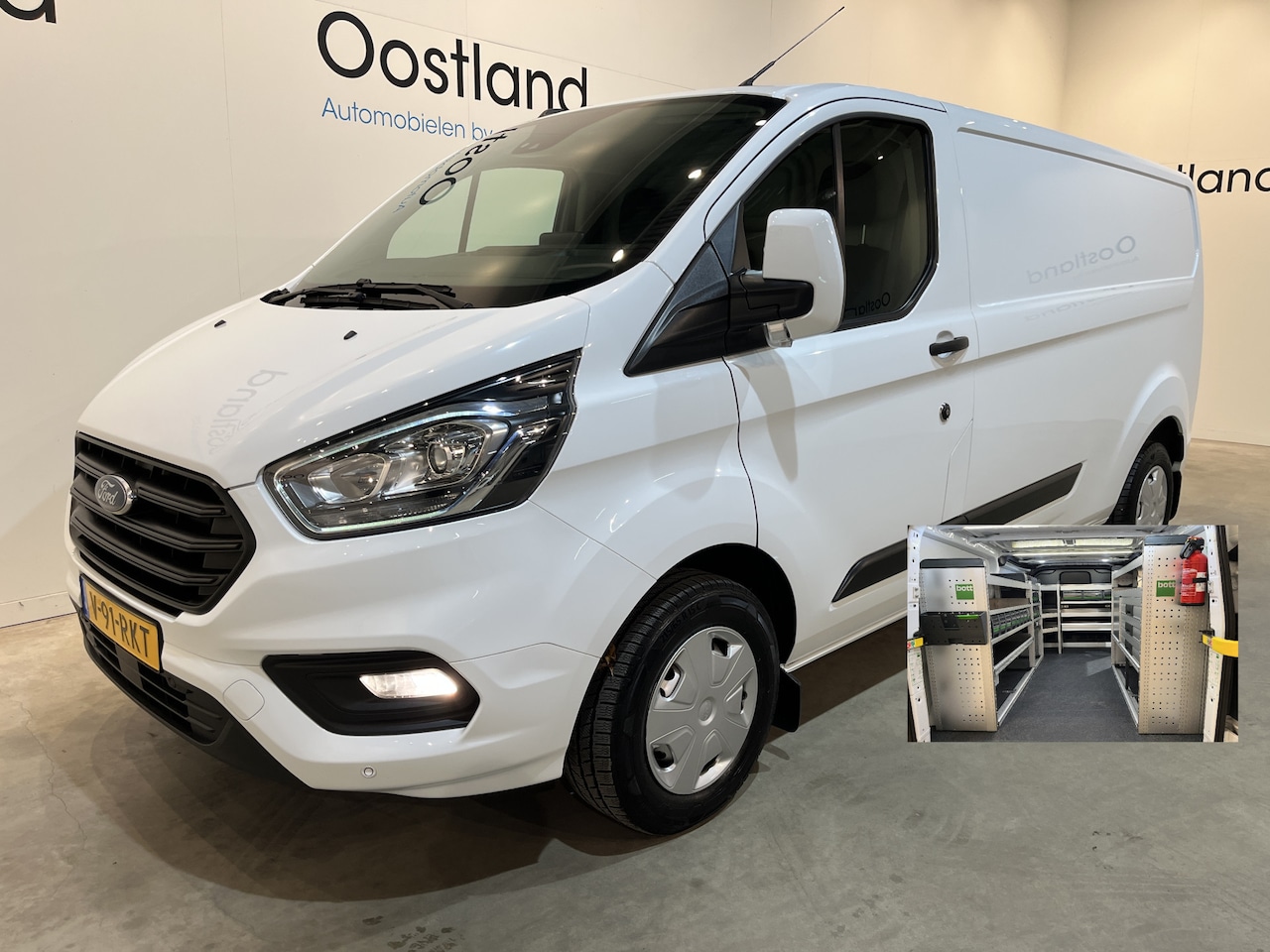 Ford Transit Custom - 300 2.0 TDCI L2H1 Trend / Servicebus / Bott Inrichting / Euro 6 / Airco / CarPlay / Camera - AutoWereld.nl