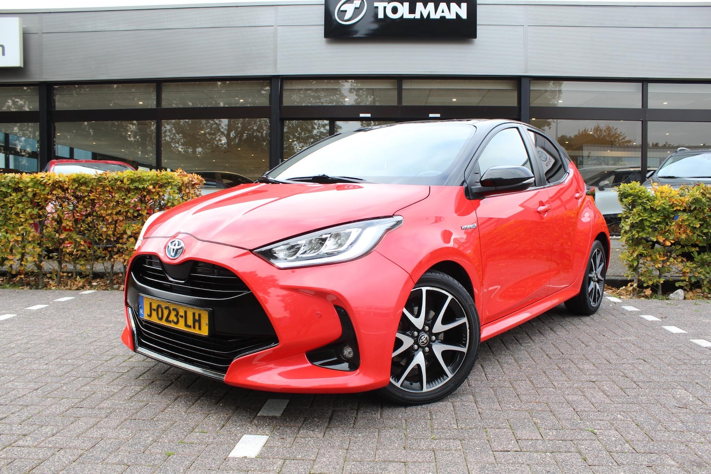 Toyota Yaris - 1.5 Hybrid Launch Edition | Rijklaar | Blind Spot | Head Up | JBL | Apple/Android | Stoelv - AutoWereld.nl